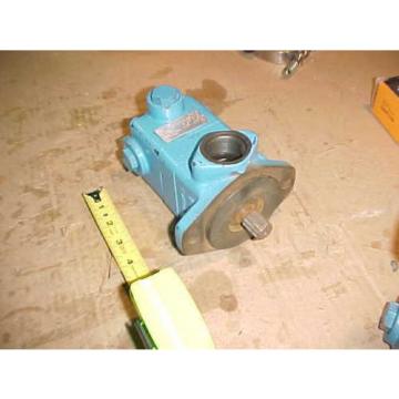 Origin Vickers Eaton Hydraulic Power Steering Vane Pump  V10NF-1S7T-38B-4J20R