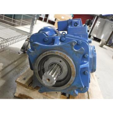 Eaton Hydrostatic Pump 7620-105 Hydraulic Industrial Commercial Pumps Tractor