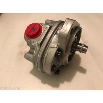 Vickers 26 Series Hydraulic Gear Pump, 3500psi Max Pressure 5.3GPM 26001-RZG