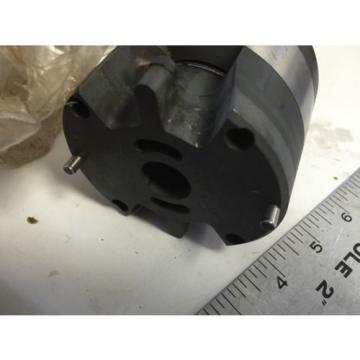 NEW OLD QUALITY IMPORT? 235-69 HYDRAULIC VANE PUMP CARTRIDGE , BOXZG