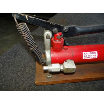 T&amp;B Greenlee Hydraulic Hand / Foot Pump 13586, 9800 PSI