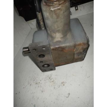 Continental PVR15-15BSR-RM-0-1860-F 15GPM Hydraulic Press Comp Vane Pump