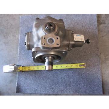 NEW VICKERS PISTON PUMP VVS2-32-RF-RM-30-D-CW-10 # 02-359864