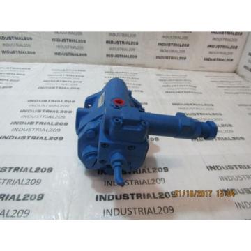 VICKERS / EATON PVB5-RSY-40 HYDRAULIC PUMP NEW