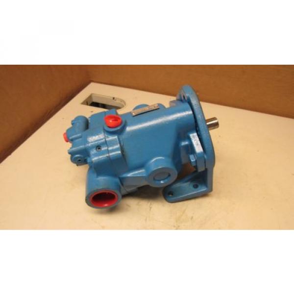 VICKERS PVB10 FRSWY 31 CG 20 HYDRAULIC AXIAL PISTON PVB PUMP 3000 PSI #1 image