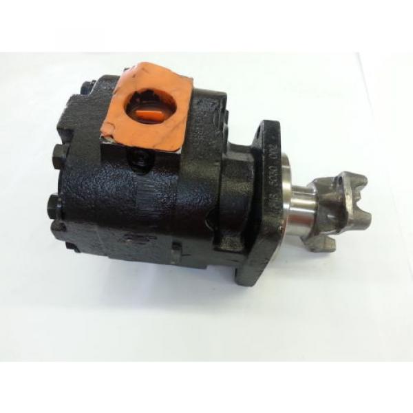 Parker 316-5030-002 Hydraulic Gear Pump 3169310451-1373300 w/ Drive Yoke #1 image