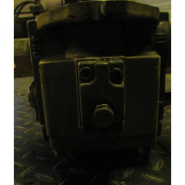 Bosch model 0513400212 pump. #5 image