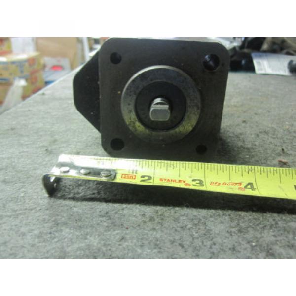 NEW DELTA MTE GEAR PUMP # E5 4420 #2 image