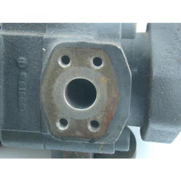 PARKER HYDRAULIC PUMP  .85&#034; SHAFT PVP4830B2L11 #6 image