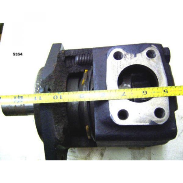 (5354) Large Industrial  Pump 91 D1 092 #1 image