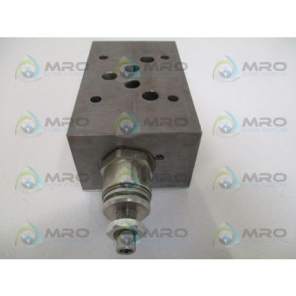 DENISON ZDR-P-02-1-S0-D1 HYDRUALIC FLOW CONTROL VALVE Origin NO BOX #3 image