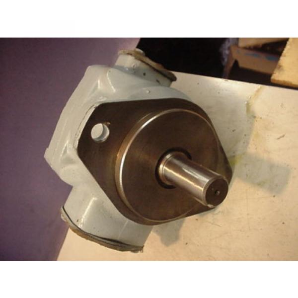 Denison Abex Hydraulic Vane Pump T2D 033 21R Parker T2D03321R #1 image