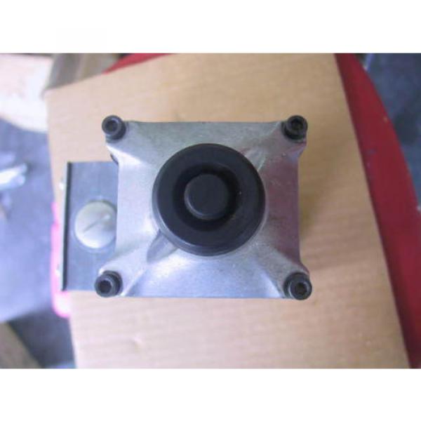 origin Rexroth Corporation 4WE10D21 Directional Control Valve 4WE10D21 / AW110NDALV #4 image