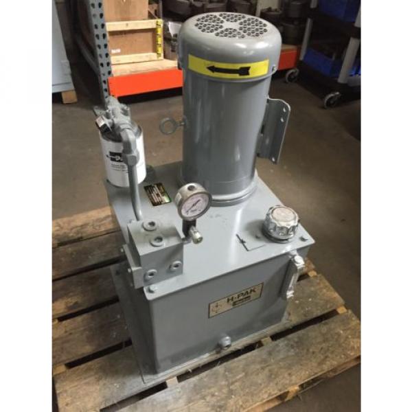 Parker Hydraulic Pump, 10 Gal. , 5 HP, Model H13.2LOPO/113 #1 image