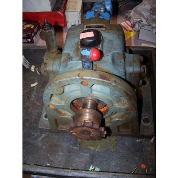 Nachi Variable Vane Hydraulic Pump Model VDC-3B-1A3-E20 #2 image