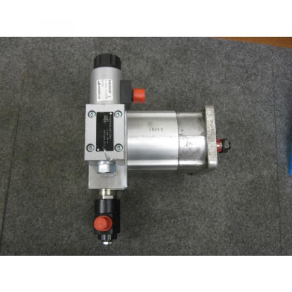 NEW WANDFLUH HYDRAULIC PUMP # WM09A1 VALVES # WAD0503107 # WDMFA06-AB1-Z309 #1 image