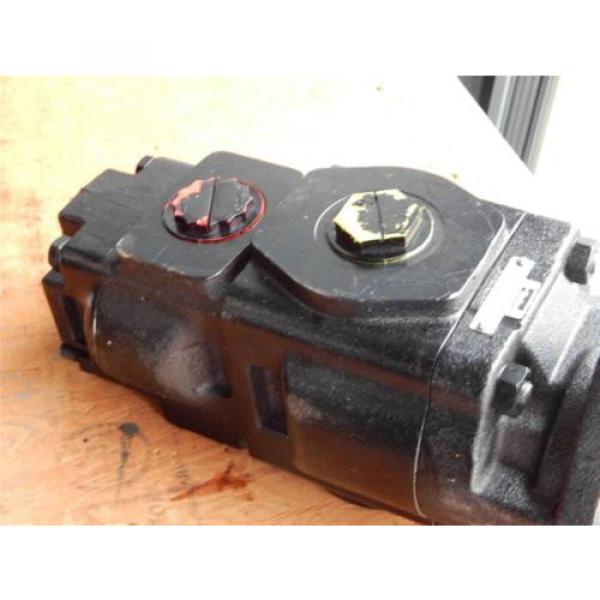 NEW! Parker Hydraulic Pump  7049520004 #5 image