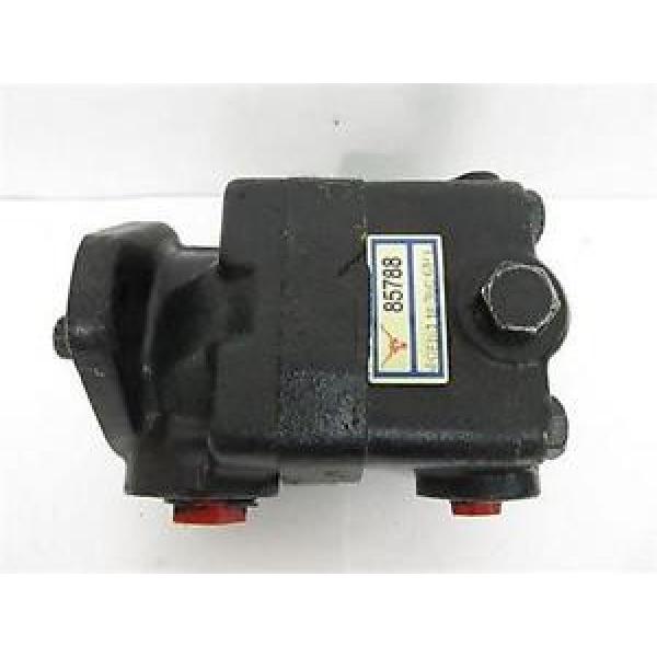 Remanufactured Hydraulic Single Vane Pump w/ Flow Control V20F1R11P38C6HL #1 image