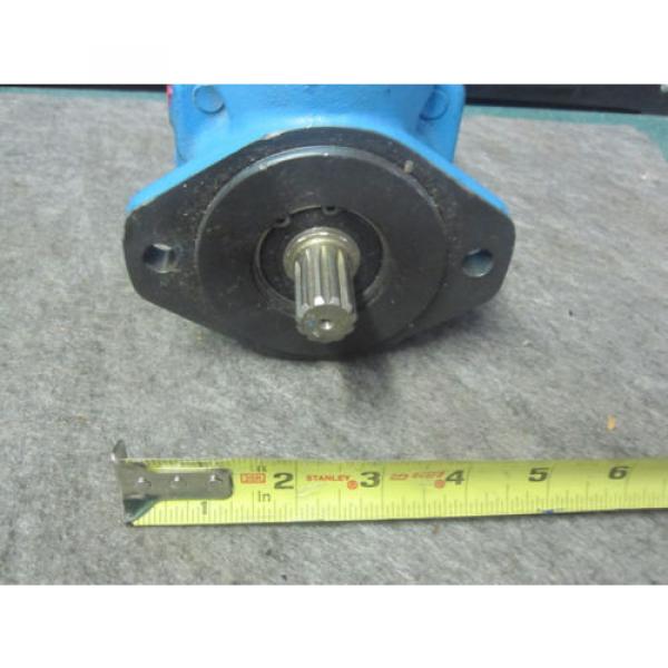 NEW FREIGHTLINER 6814664701 POWER STEERING PUMP # F3-V20F-1S11S-38D70-22-074 #2 image