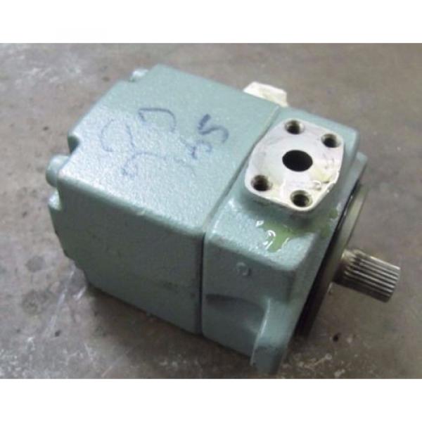 YUKEN PV2R1-8-F-RAR-4018 21 MPa 8 CM³/REV HYDRAULIC VANE PUMP #1 image