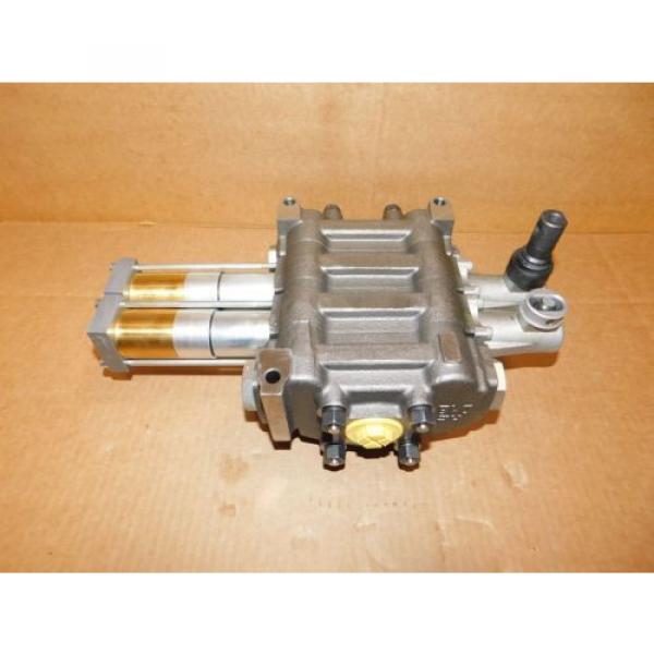 Glalbreath A3205 2 Spool Hydraulic Valve w/Air (Needs Valve Acuator) New #4 image