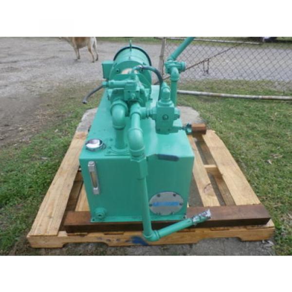 Vickers 35 Gallon Hydraulic Power Unit, W/ 10 Hp Baldor Motor #3 image