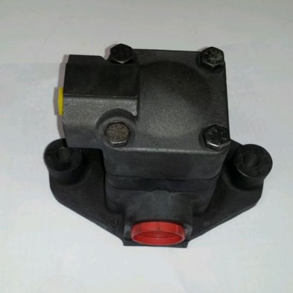 VICKERS TDV10 05 B20 011 426757 - BOBCAT 643 VANE PUMP - NEW! #2 image