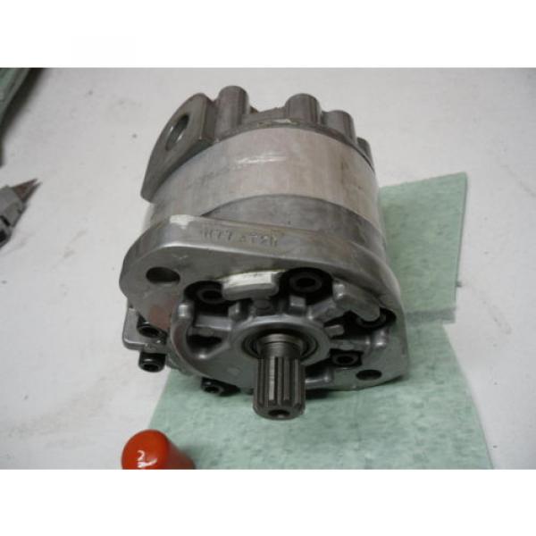 Parker H77AT2D Fixed Displacement Gear Pump Parker Pump A56308. #1 image