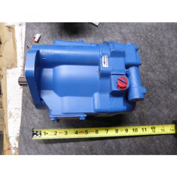 Origin EATON VICKERS PISTON PUMP 02-466217 # PVE012R #1 image