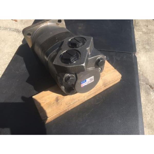 Eaton Char-Lynn 6000 Series Hydraulic Pump Motor 112-1061-006 Used #5 image